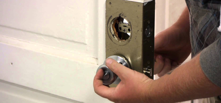 Home Lock Change in Rosamond